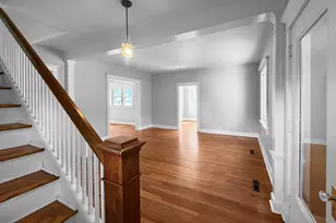 116 E Fuller St, Freeport, IL 61032 - Photo 9