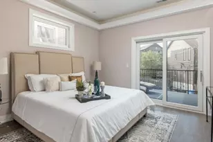 2930 N Lincoln Ave, Chicago, IL 60657 - Photo 5