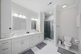 540 W Oakdale Ave, Chicago, IL 60657 - Photo 17