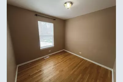 2610 S Elmkirk Park, McHenry, IL 60051 - Photo 9