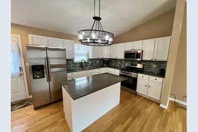 2610 S Elmkirk Park, McHenry, IL 60051 - Photo 3