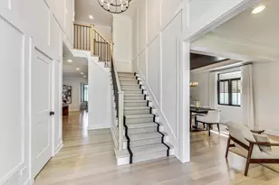 2439 Center Ave, Northbrook, IL 60062 - Photo 3
