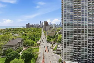 2000 N Lincoln Park W, Chicago, IL 60614 - Photo 11