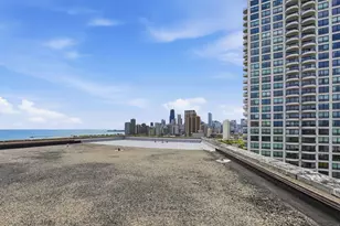 2000 N Lincoln Park W, Chicago, IL 60614 - Photo 25