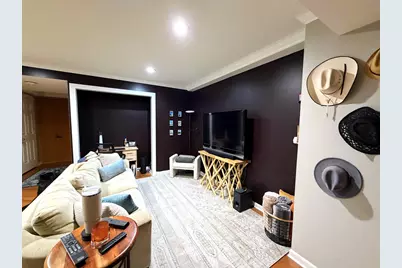 40 E Delaware Place #905, Chicago, IL 60611 - Photo 3