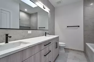 5357 N Melvina Ave, Chicago, IL 60630 - Photo 17