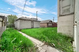 11317 S Indiana Ave, Chicago, IL 60628 - Photo 19