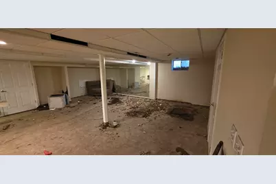 188 N Bloomingdale Road, Bloomingdale, IL 60108 - Photo 13