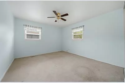 1435 Lanewood Drive, Dixon, IL 61021 - Photo 9