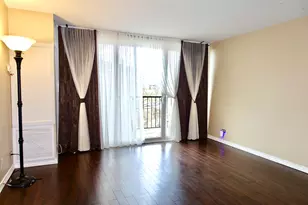 2015 S Finley Rd, Lombard, IL 60148 - Photo 7