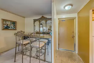 720 Wellington Ave, Elk Grove Village, IL 60007 - Photo 5