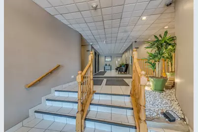 720 Wellington Avenue #307, Elk Grove Village, IL 60007 - Photo 3