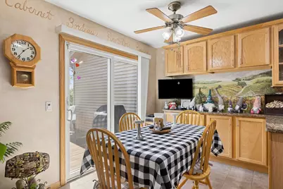 1479 Mackenzie Lane, Elgin, IL 60120 - Photo 9