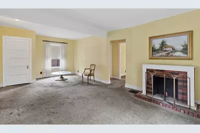 7220 N Hamilton Avenue, Chicago, IL 60645 - Photo 5