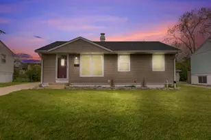 404 E Lincoln Ave, Glendale Heights, IL 60139 - Photo 1