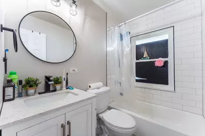 404 E Lincoln Avenue, Glendale Heights, IL 60139 - Photo 7