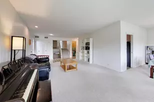 4050 Church St, Skokie, IL 60076 - Photo 5