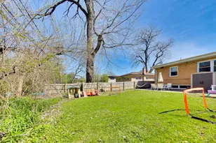 4050 Church St, Skokie, IL 60076 - Photo 31