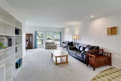 4050 Church Street, Skokie, IL 60076 - Photo 5