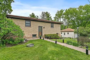 23509 N Garden Ln, Lake Zurich, IL 60047 - Photo 1