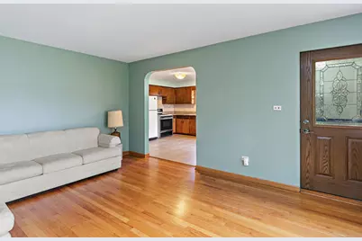 23509 N Garden Lane, Lake Zurich, IL 60047 - Photo 11