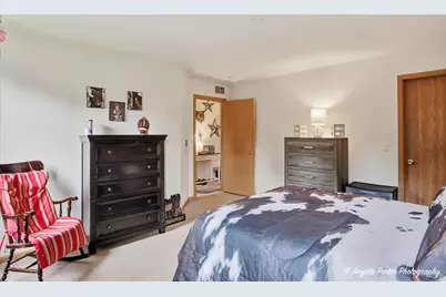 2636 Evergreen Circle, McHenry, IL 60050 - Photo 21