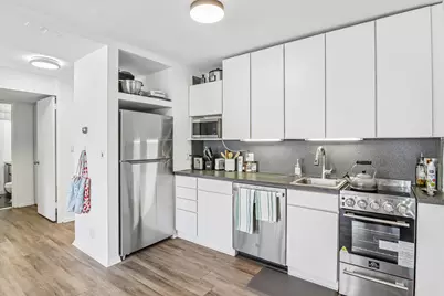 1440 N Lake Shore Drive #8B, Chicago, IL 60610 - Photo 3