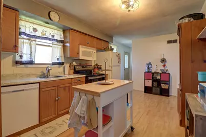 6740 Albany Road, Erie, IL 61250 - Photo 11