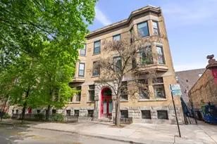 612 W Barry Ave, Chicago, IL 60657 - Photo 1