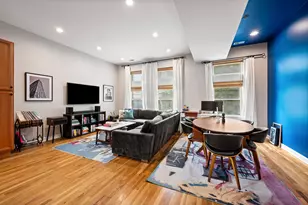 612 W Barry Ave, Chicago, IL 60657 - Photo 9