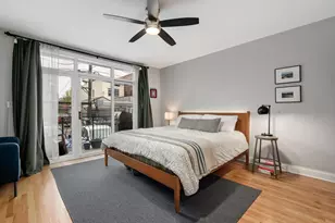 1945 W Erie St, Chicago, IL 60622 - Photo 11