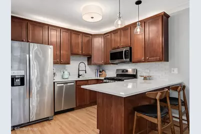 1945 W Erie Street #1W, Chicago, IL 60622 - Photo 9