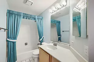 1619 Camberley Ct, Bartlett, IL 60103 - Photo 17