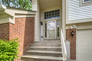 1619 Camberley Ct, Bartlett, IL 60103 - Photo 3