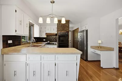 19W471 Deerpath Lane, Lemont, IL 60439 - Photo 11