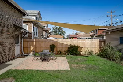 2421 Wesley Avenue, Berwyn, IL 60402 - Photo 29