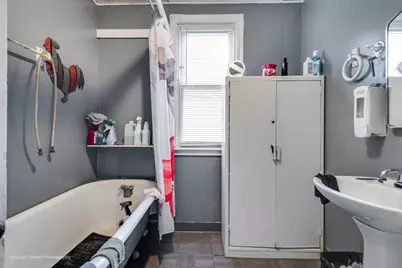 7140 S Winchester Avenue, Chicago, IL 60636 - Photo 17