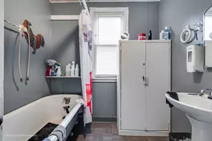 7140 S Winchester Ave, Chicago, IL 60636 - Photo 17