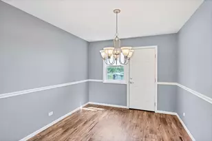 745 Quincy Dr, Roselle, IL 60172 - Photo 9
