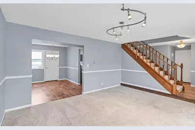 745 Quincy Drive, Roselle, IL 60172 - Photo 7
