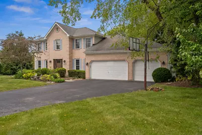 39W118 Baert Lane, Saint Charles, IL 60175 - Photo 3