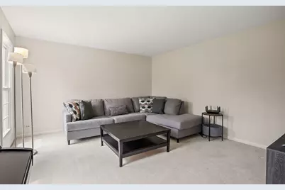 39W118 Baert Lane, Saint Charles, IL 60175 - Photo 5