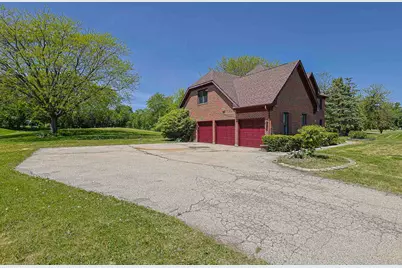 37 Mark Drive, Hawthorn Woods, IL 60047 - Photo 3
