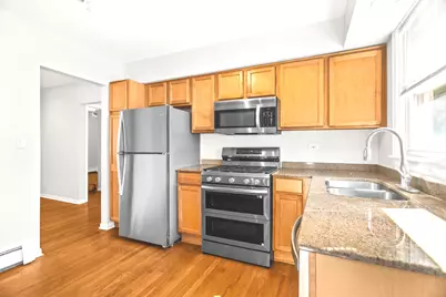1819 W Touhy Avenue #6, Chicago, IL 60626 - Photo 9