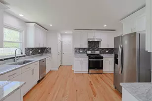 2232 Sprucewood Ave, Des Plaines, IL 60018 - Photo 9