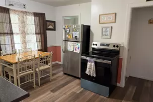 219 E Williams St, Salem, IL 62881 - Photo 3