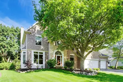 906 Secretariat Court, Saint Charles, IL 60174 - Photo 3