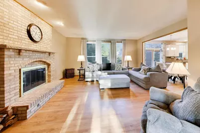 906 Secretariat Court, Saint Charles, IL 60174 - Photo 19