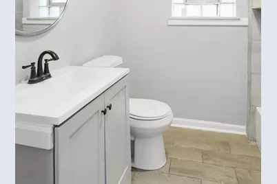 7815 S Emerald Avenue, Chicago, IL 60620 - Photo 9