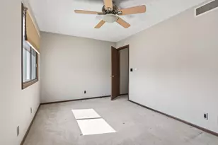 1108 E Jefferson St, Bloomington, IL 61701 - Photo 13